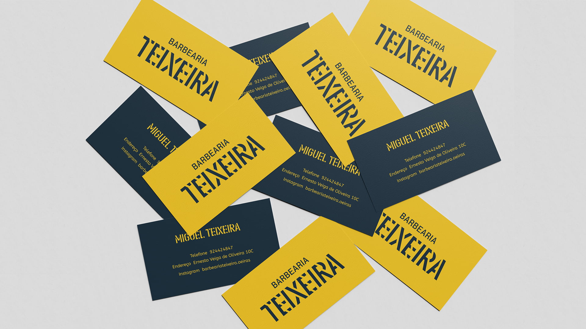 Mockup tarjetas de empresa de la Barbearia Teixeira con nuevo logo y colores